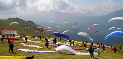 Paragliding in Bir Billing